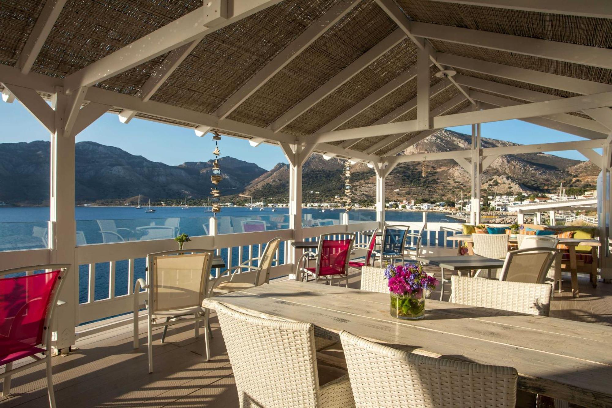 Ilidi Rock Aparthotel Livadia  Ngoại thất bức ảnh